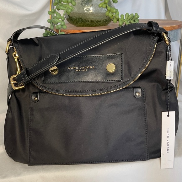 Marc Jacobs Handbags - Marc Jacobs nylon shoulder bag